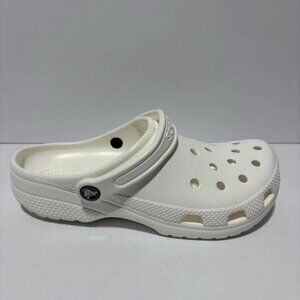 Crocs Big Kids’ Classic Slip-On Clogs White, Girls’ Size 6 M